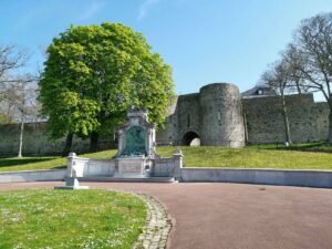 Loft 8 personnes à Wimille – Location près de Nausicaá et plages 41 Promenade des remparts